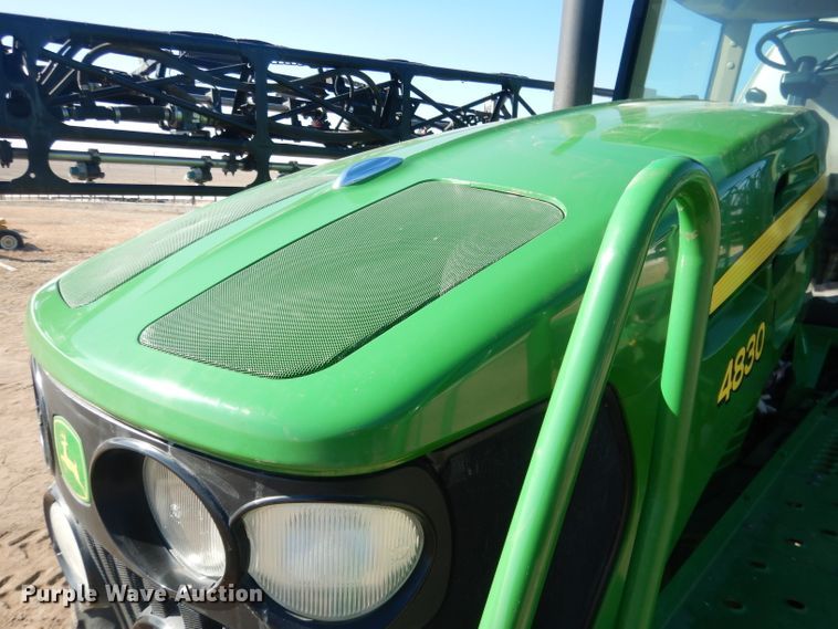 image for item DG5927 2009 John Deere 4830 sprayer