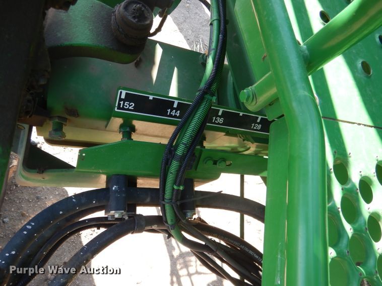 image for item DG5927 2009 John Deere 4830 sprayer