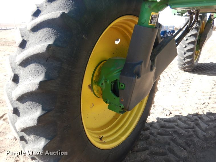 image for item DG5927 2009 John Deere 4830 sprayer