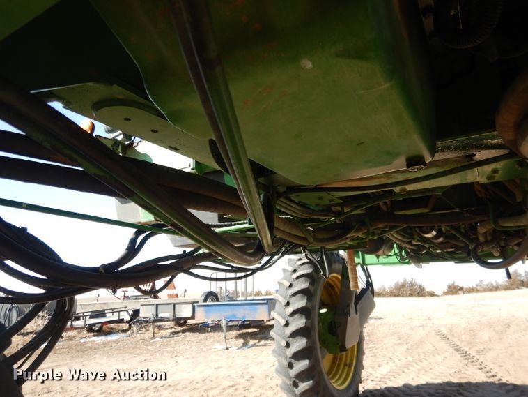 image for item DG5927 2009 John Deere 4830 sprayer