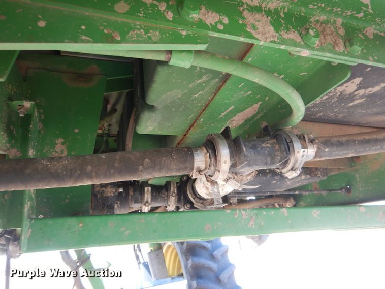 image for item DG5927 2009 John Deere 4830 sprayer
