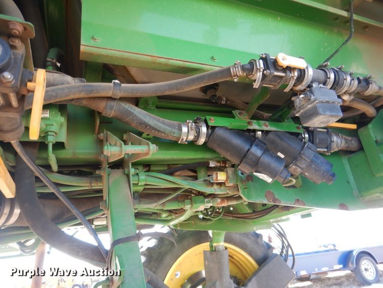 image for item DG5927 2009 John Deere 4830 sprayer