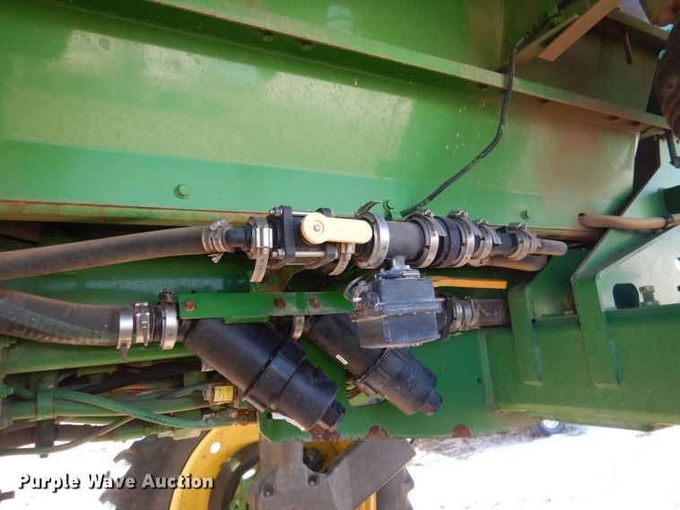 image for item DG5927 2009 John Deere 4830 sprayer