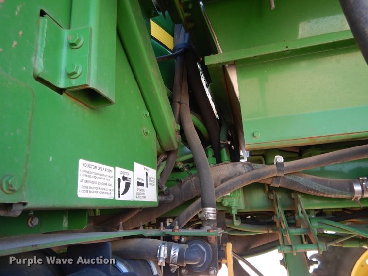 image for item DG5927 2009 John Deere 4830 sprayer