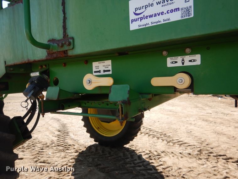 image for item DG5927 2009 John Deere 4830 sprayer