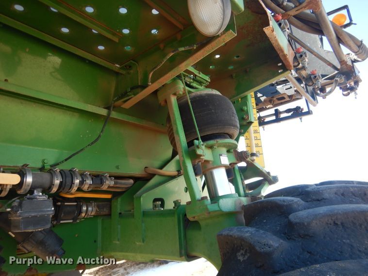 image for item DG5927 2009 John Deere 4830 sprayer