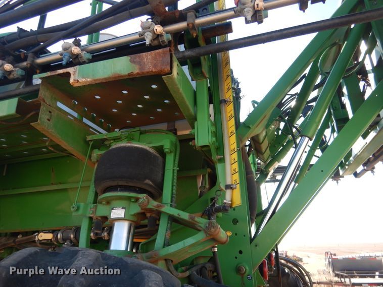 image for item DG5927 2009 John Deere 4830 sprayer