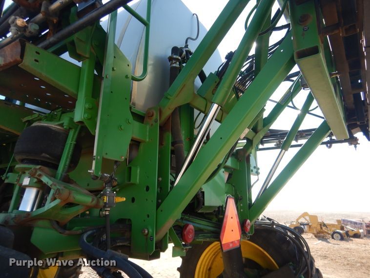 image for item DG5927 2009 John Deere 4830 sprayer