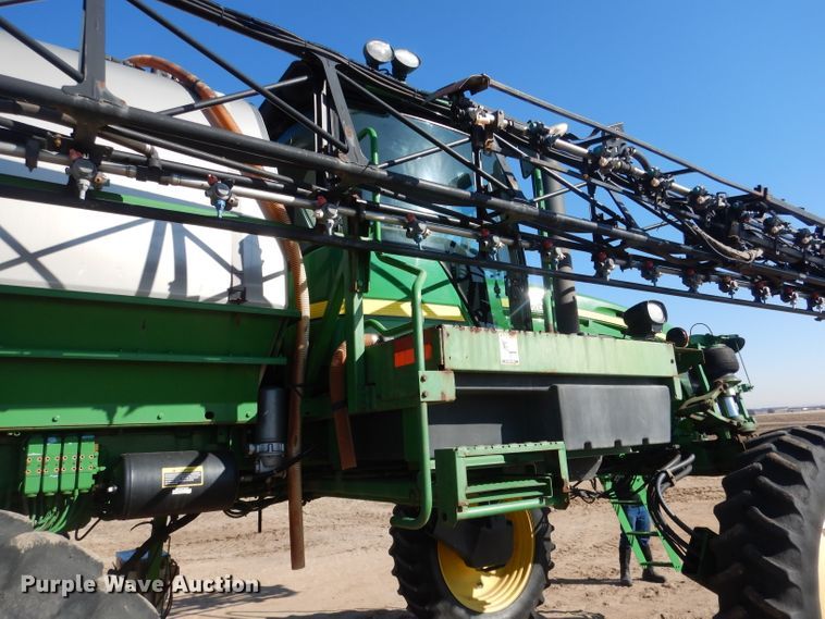 image for item DG5927 2009 John Deere 4830 sprayer