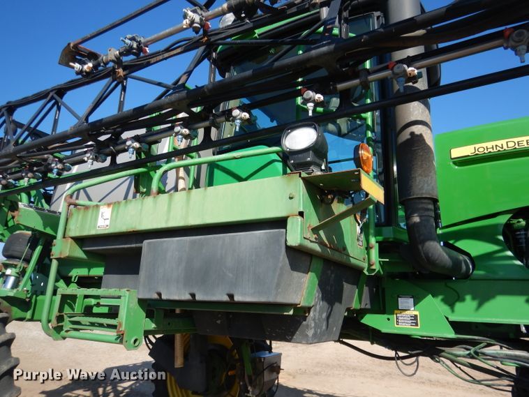 image for item DG5927 2009 John Deere 4830 sprayer