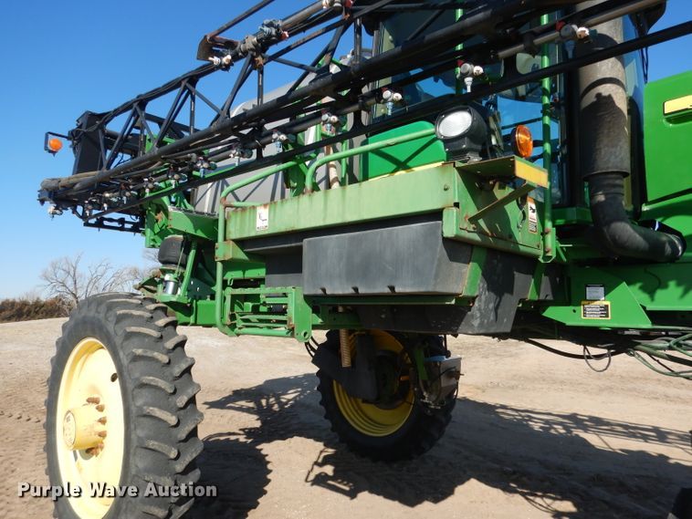 image for item DG5927 2009 John Deere 4830 sprayer
