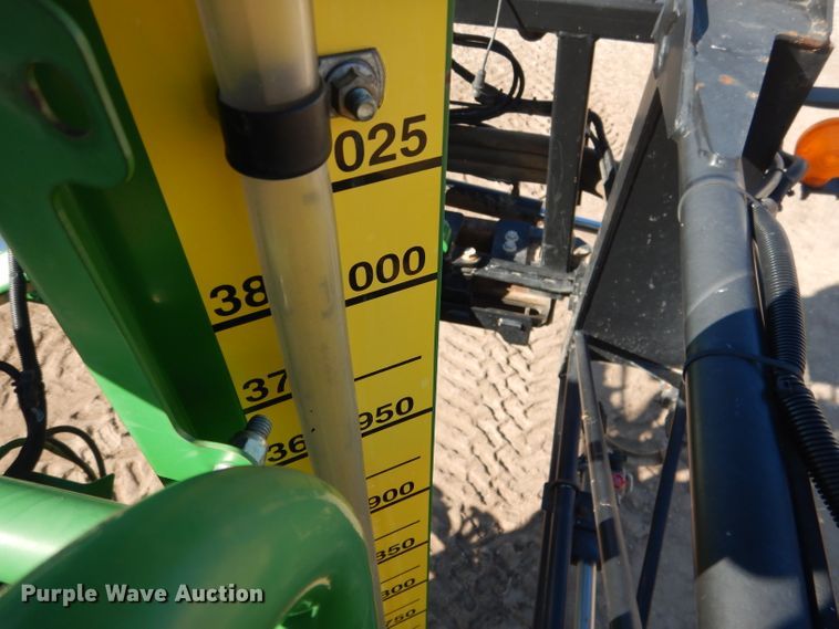 image for item DG5927 2009 John Deere 4830 sprayer