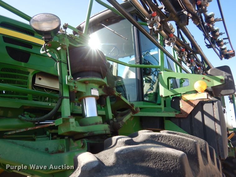 image for item DG5927 2009 John Deere 4830 sprayer