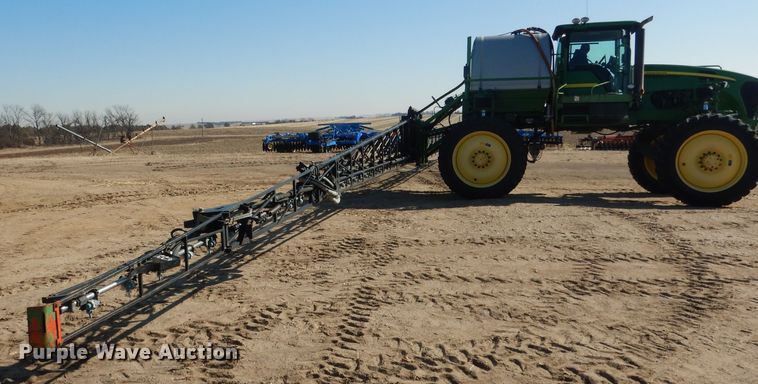 image for item DG5927 2009 John Deere 4830 sprayer