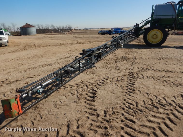 image for item DG5927 2009 John Deere 4830 sprayer