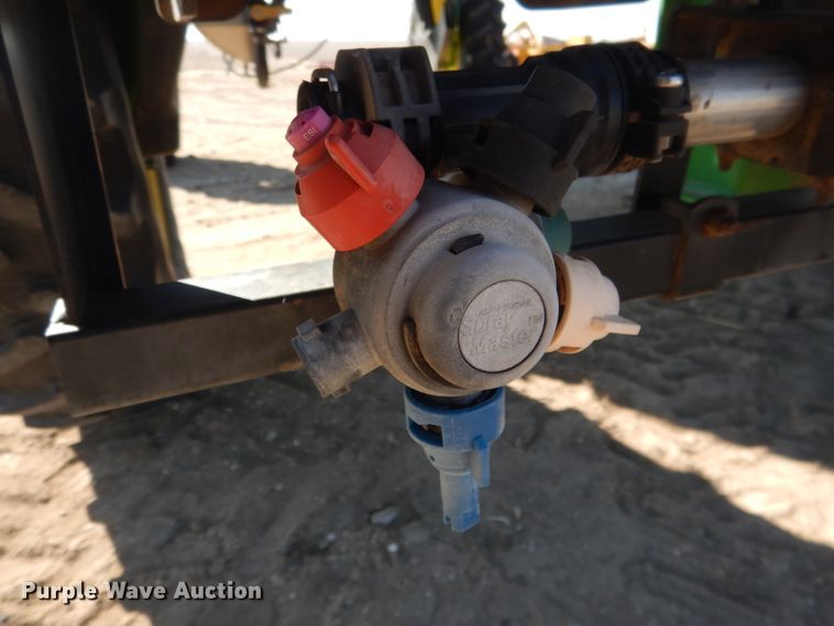 image for item DG5927 2009 John Deere 4830 sprayer