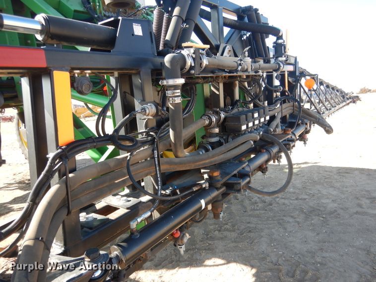 image for item DG5927 2009 John Deere 4830 sprayer