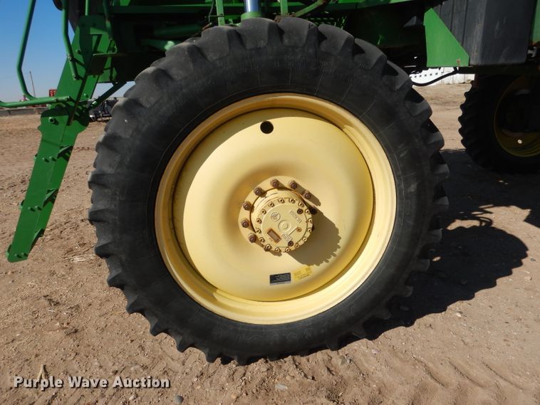 image for item DG5927 2009 John Deere 4830 sprayer