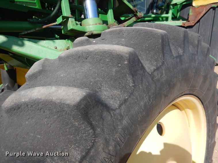 image for item DG5927 2009 John Deere 4830 sprayer
