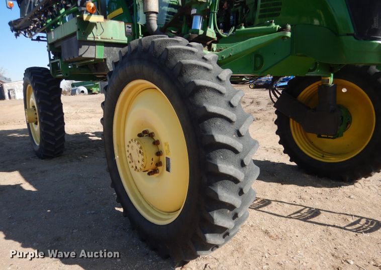 image for item DG5927 2009 John Deere 4830 sprayer