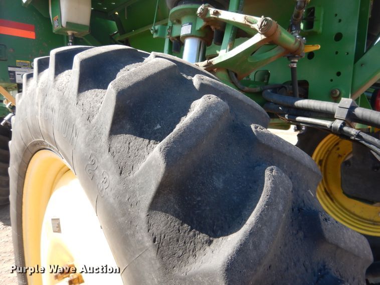 image for item DG5927 2009 John Deere 4830 sprayer