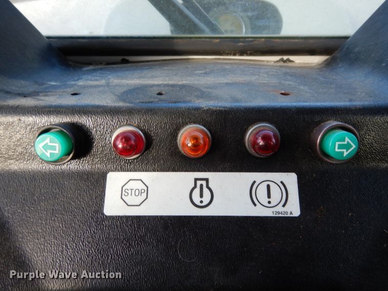 image for item DG6749 2008 SpraCoupe 4460 sprayer