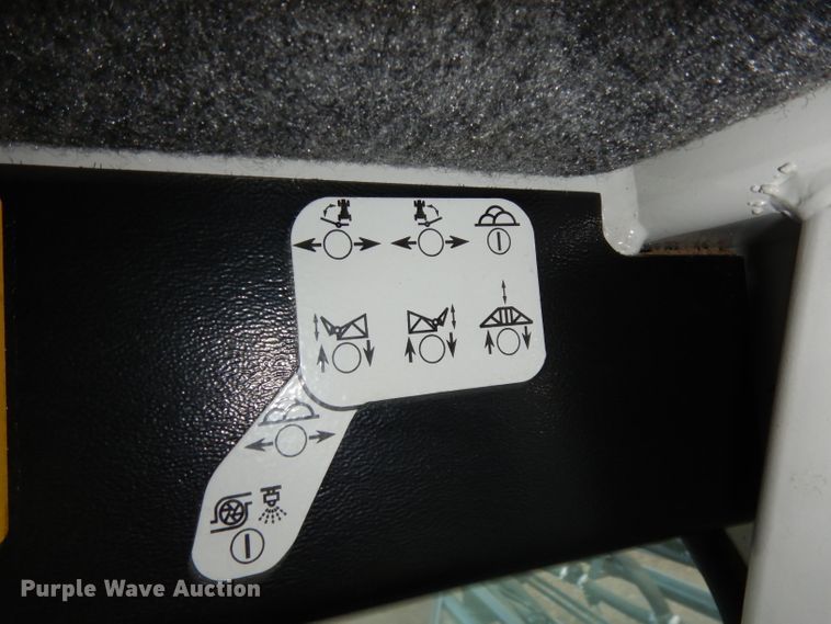 image for item DG6749 2008 SpraCoupe 4460 sprayer