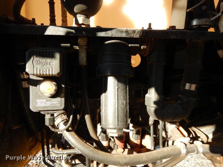 image for item DG6749 2008 SpraCoupe 4460 sprayer