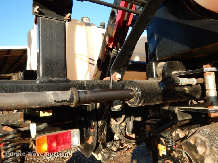 image for item DG6749 2008 SpraCoupe 4460 sprayer