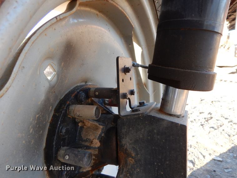 image for item DG6749 2008 SpraCoupe 4460 sprayer