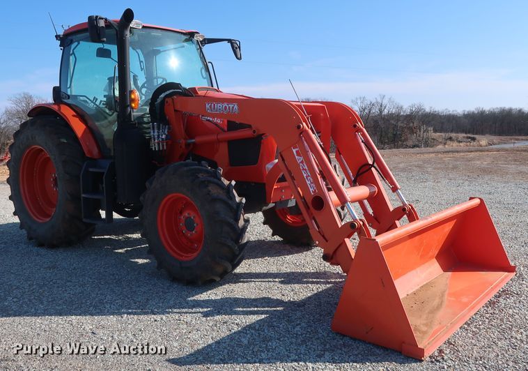 image for item DH0852 2017 Kubota M6-141 MFWD tractor