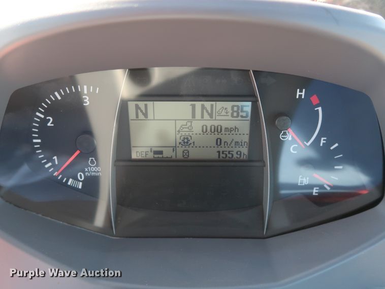 image for item DH0852 2017 Kubota M6-141 MFWD tractor