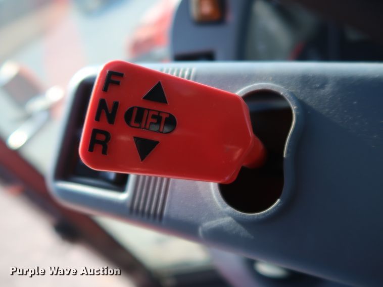 image for item DH0852 2017 Kubota M6-141 MFWD tractor