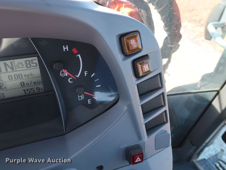 image for item DH0852 2017 Kubota M6-141 MFWD tractor