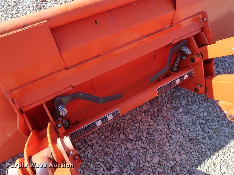 image for item DH0852 2017 Kubota M6-141 MFWD tractor