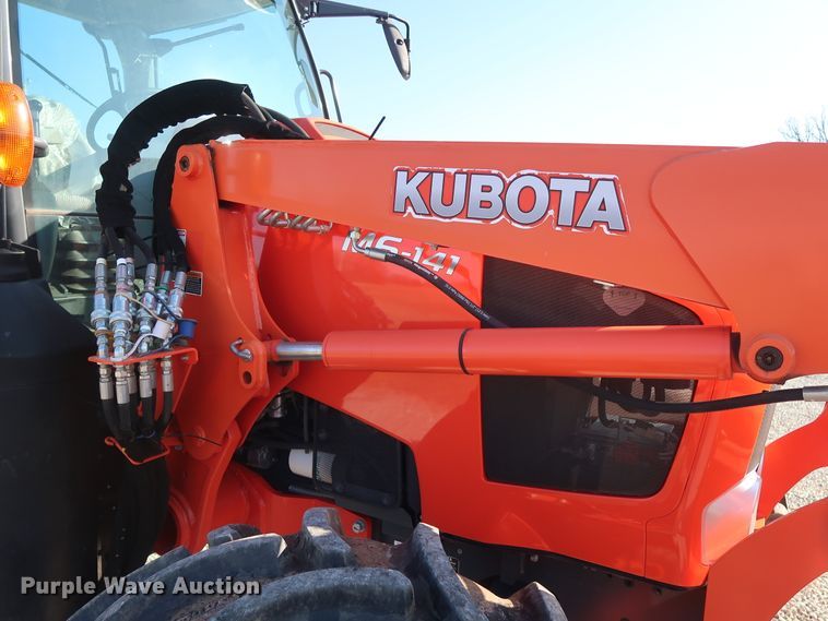 image for item DH0852 2017 Kubota M6-141 MFWD tractor