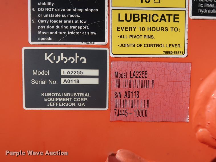 image for item DH0852 2017 Kubota M6-141 MFWD tractor