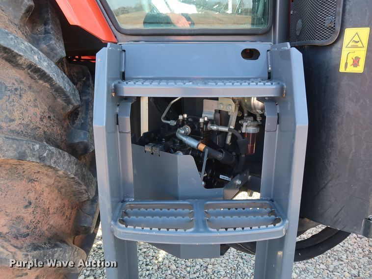 image for item DH0852 2017 Kubota M6-141 MFWD tractor