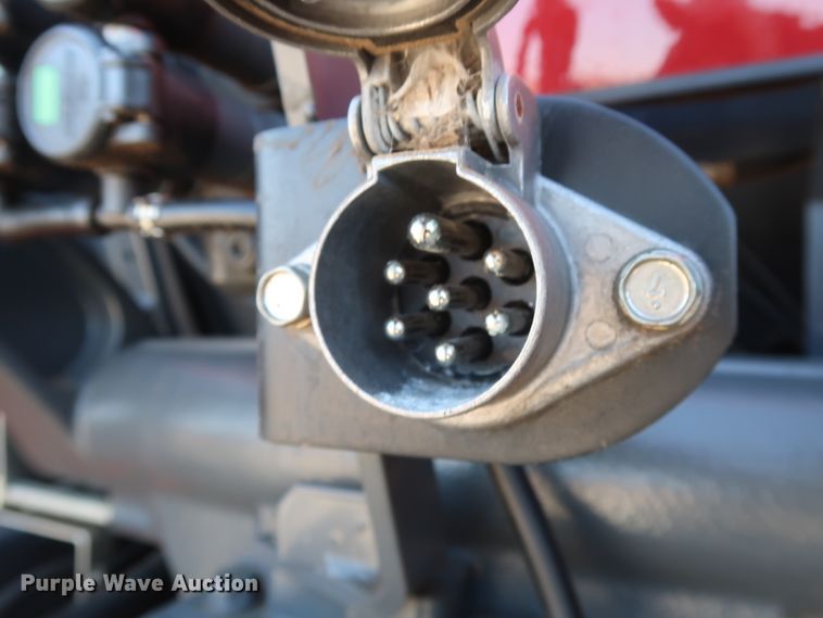 image for item DH0852 2017 Kubota M6-141 MFWD tractor