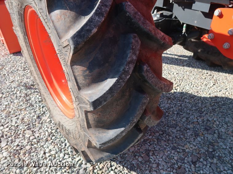 image for item DH0852 2017 Kubota M6-141 MFWD tractor