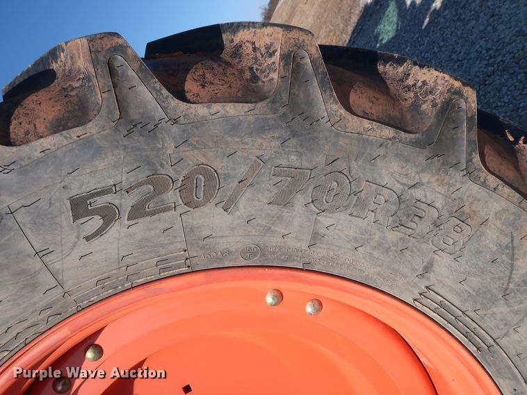 image for item DH0852 2017 Kubota M6-141 MFWD tractor