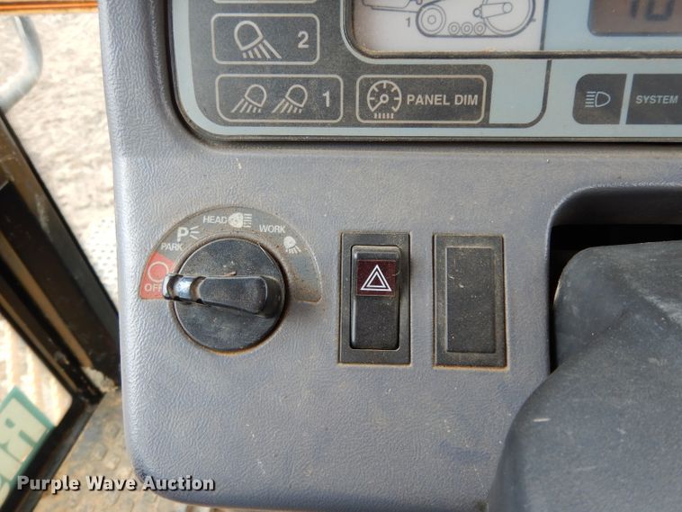 image for item DH2298 2000 Caterpillar Challenger 55 tractor