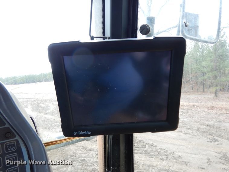 image for item DH2298 2000 Caterpillar Challenger 55 tractor