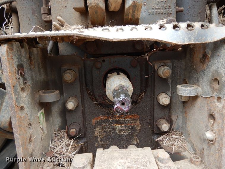 image for item DH2298 2000 Caterpillar Challenger 55 tractor