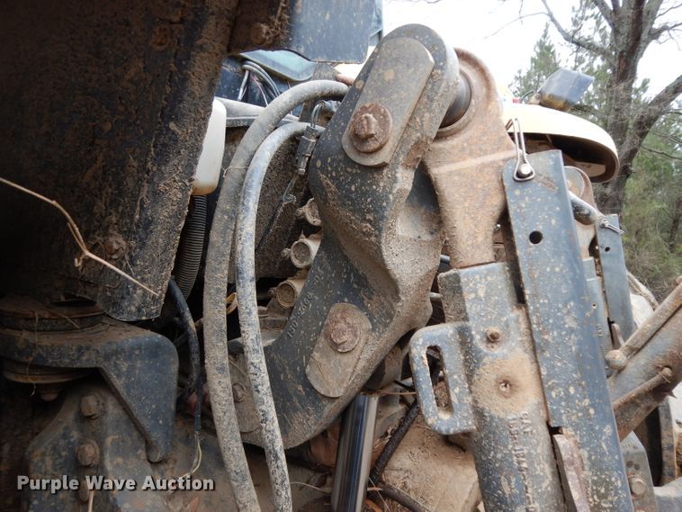 image for item DH2298 2000 Caterpillar Challenger 55 tractor