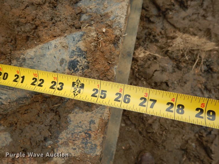 image for item DH2298 2000 Caterpillar Challenger 55 tractor