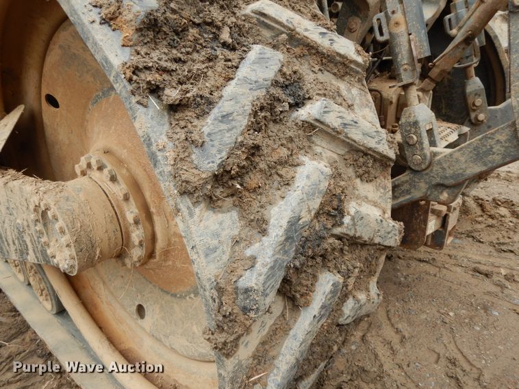 image for item DH2298 2000 Caterpillar Challenger 55 tractor