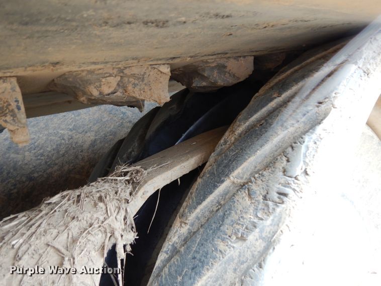 image for item DH2298 2000 Caterpillar Challenger 55 tractor