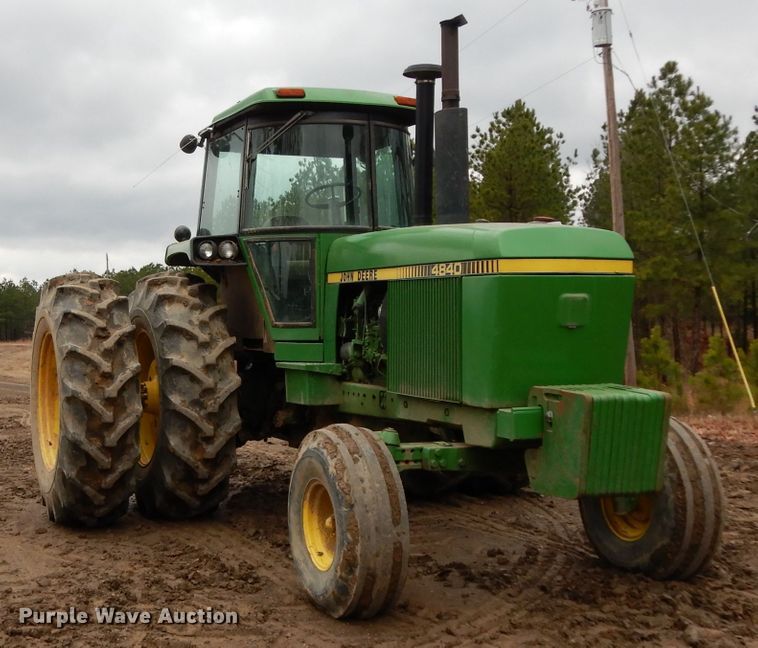 image for item DH2299 1982 John Deere 4840 tractor
