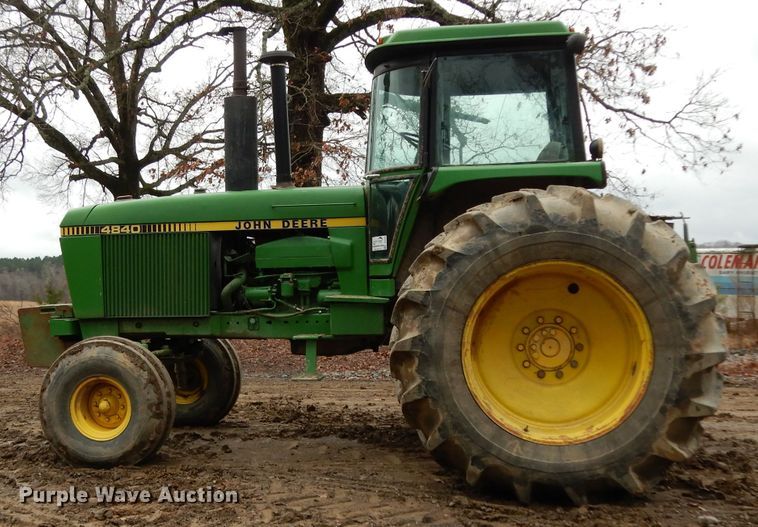 image for item DH2299 1982 John Deere 4840 tractor